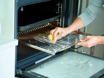 images/blog-images/local-oven-cleaning.jpg#joomlaImage://local-images/blog-images/local-oven-cleaning.jpg?width=962&height=768